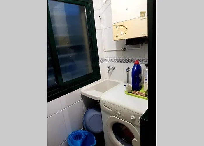 Completo Con Parking Privado Y Wifi En San Roque Apartamento