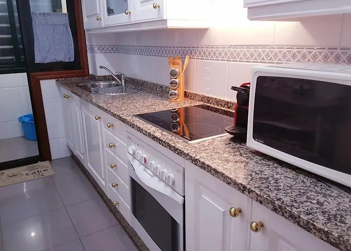 Daire Completo Con Parking Privado Y Wifi En San Roque Vigo