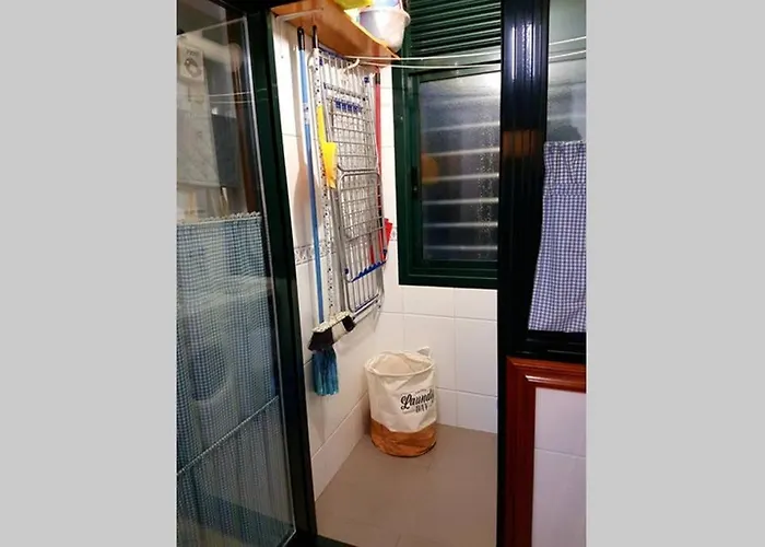 Completo Con Parking Privado Y Wifi En San Roque Apartamento
