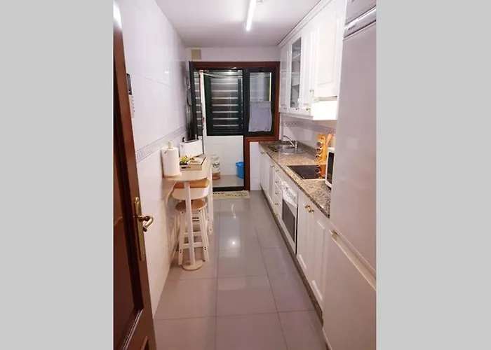 Apartamento Completo Con Parking Privado Y Wifi En San Roque *